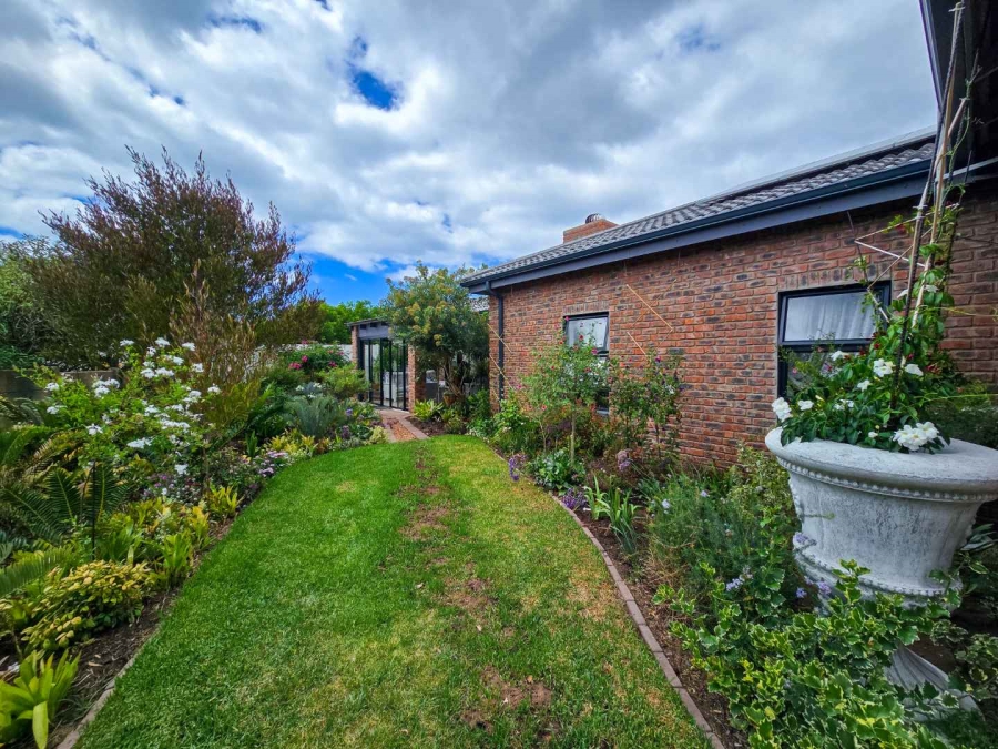 3 Bedroom Property for Sale in Stilbaai Wes Western Cape